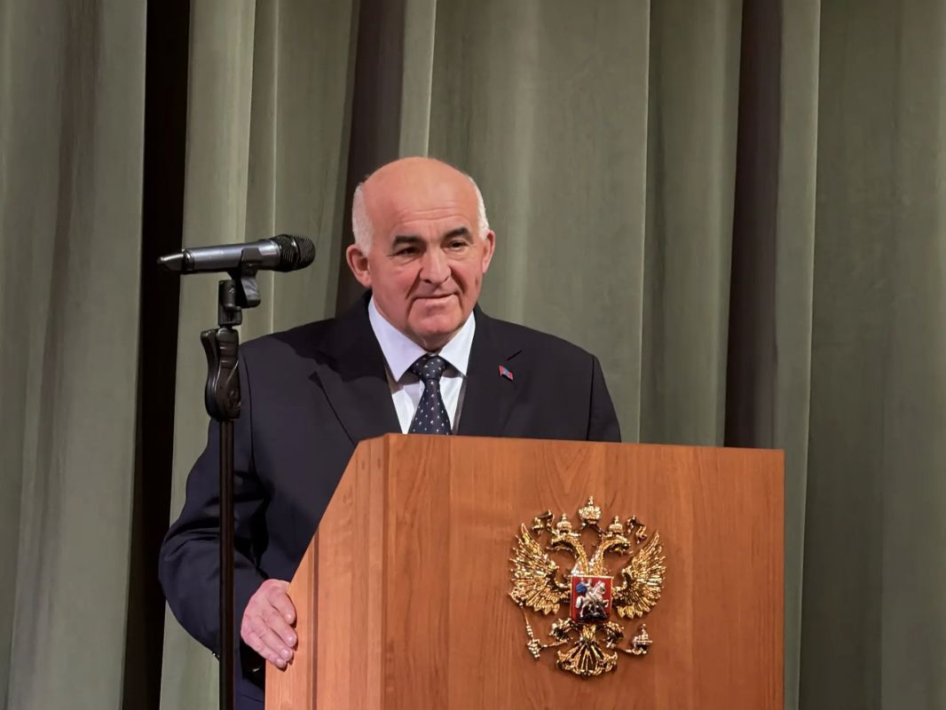 Сергей Ситников поддержал инициативу областного избиркома об учреждении Дня избирательных комиссий Костромской области