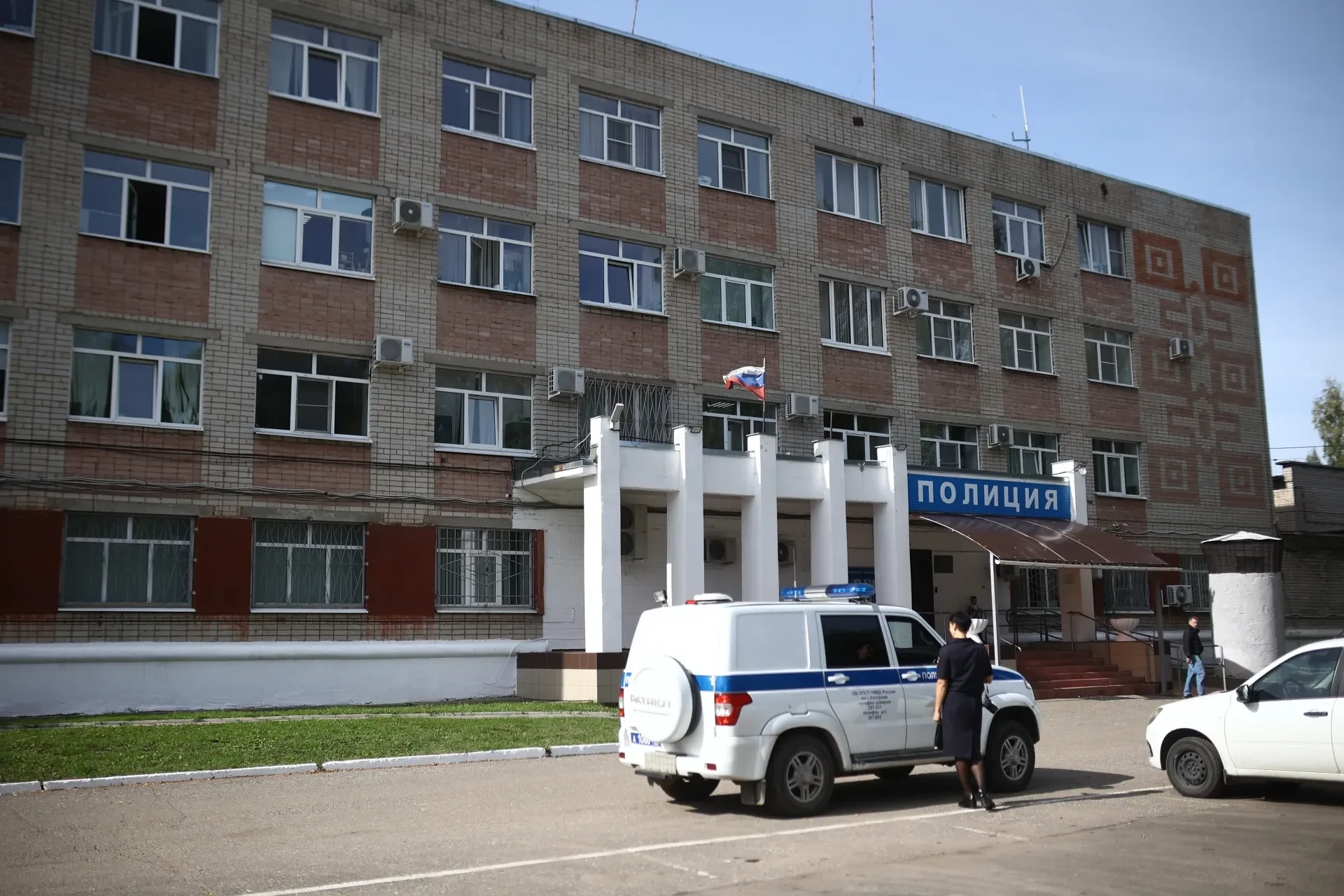 Опасное селфи: костромские подростки едва не пострадали, забравшись на вышку ЛЭП