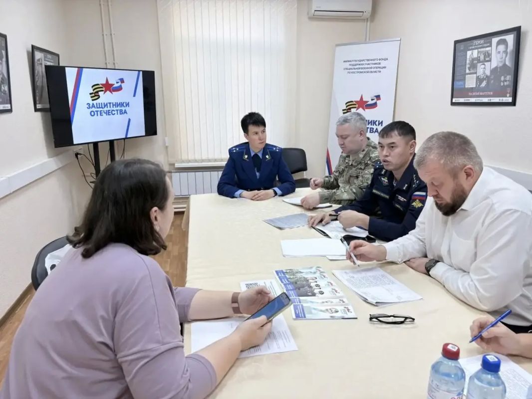 Прокурор Костромской области Екатерина Банникова провела личный прием граждан по вопросам защиты прав участников специальной военной операции и членов их семей Прокурор Костромской области Екатерина Банникова провела личный прием граждан по вопросам защиты прав участников специальной военной операции и членов их семей
