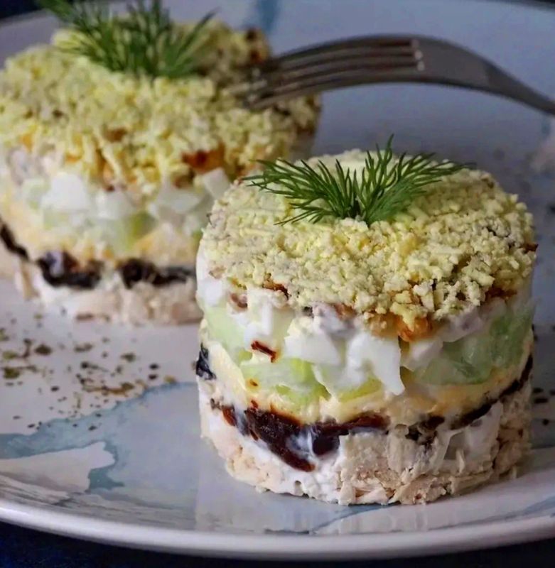 Невероятный слоёный салат: вкус, который покорит любое застолье