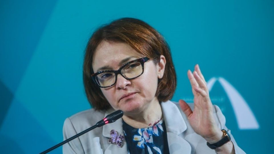 Безналичные расчеты становятся нормой: будущее без наличных в России