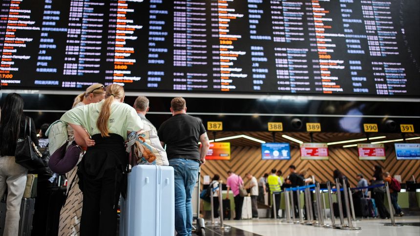 Запрет работодателей на выезд сотрудников за границу: почему это опасно?