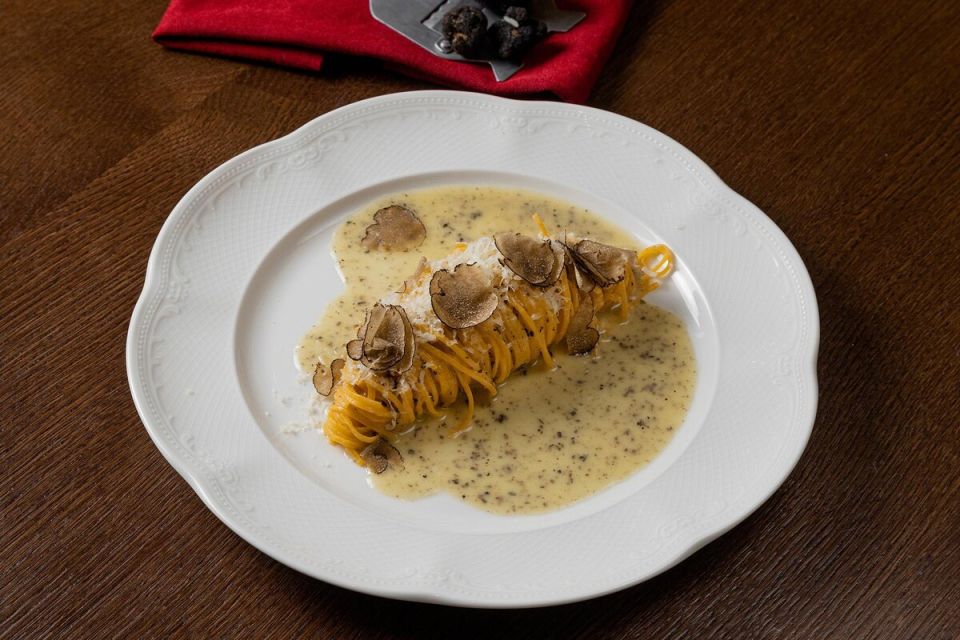 Гастрономические открытия: что нового в мире ресторанов Москвы и Санкт-Петербурга