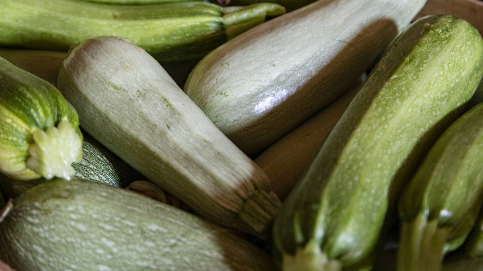 Кабачки пролежат всю зиму и не сгниют: вот как хранят овощи дачники со стажем