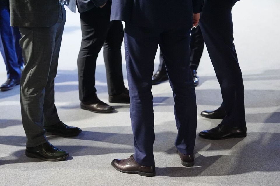 ����� �������� ��������� ���������� ��� �����������