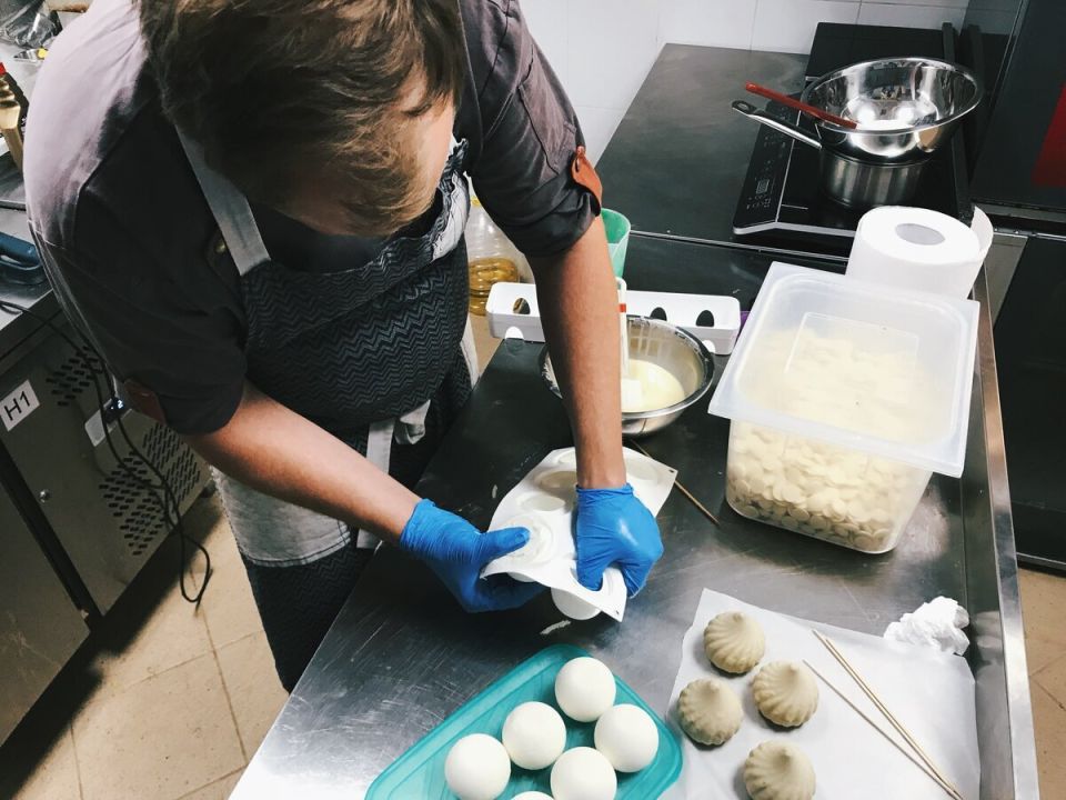 ���-��������: 6 �������, ������� �������� �������������