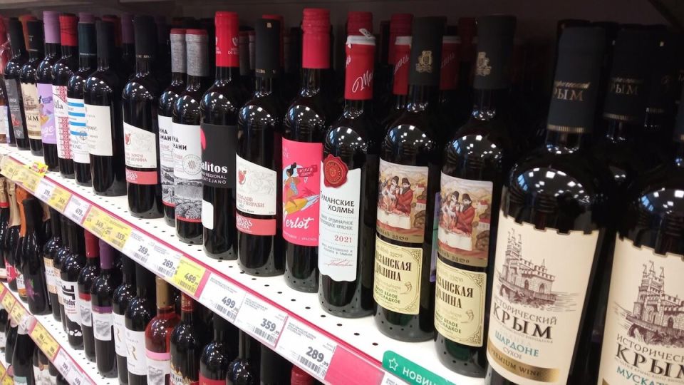 Как распознать подделку вина по одной фразе на бутылке и выбрать настоящее