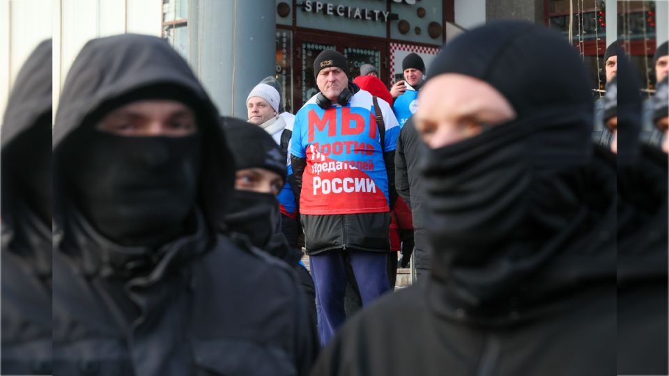 Депутаты Госдумы предлагают новые антимигрантские меры: от запрета никабов до налогов на семью